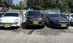 Diyarbakır Merkezli 15 İlde Gümrük Kaçağı Lüks Araç Operasyonu: 15 Kişi Tutuklandı