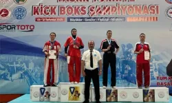Bismilli kadın Kick Boksta Türkiye İkincisi oldu