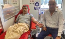 Muhtar Mürsel Zorooğlu, Kızılay’a 29’üncü ünite kan bağışında bulundu