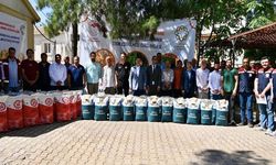 Çiftçilere Yüzde 75 Hibeli Soya Ve Ayçiçeği Tohumu Dağıtıldı