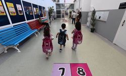 Büyükşehir Belediyesi'nden Öğrencilere Çanta ve Kırtasiye Yardımı