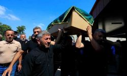 Bir mezarda iki acı: Baba ve 9 aylık oğlu aynı mezarda yan yana toprağa verildi