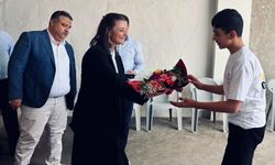 MEB Genel Müdürü Durna, Okul Saldırısından Etkilenen Öğrenci Ve Öğretmenleri Ziyarette Bulundu