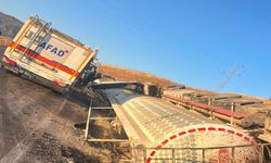 Kontrolden Çıkan Tanker Devrildi: Sürücü Yaralandı