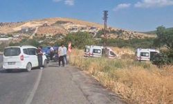 İki Araç Feci Çarpıştı: 3 Kişi Yaralandı