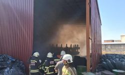 Diyarbakır’da AR-GE Dönüşüm Fabrikasında Yangın: Ekiplerin Yoğun Uğraşıyla Söndürüldü