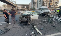 Diyarbakır'da Zincirleme Trafik Kazasında 2 Kişi Yaralandı
