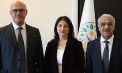 DEM Parti İmralı Heyeti, Öcalan’ın Mesajını Paylaştı: “Yasal Zemin Oluşturulmalı”