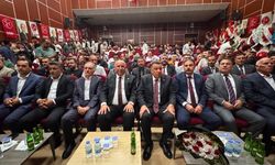 Kürtçe İsmiyle Dikkat Çeken Baver Bulut, MHP Kayapınar İlçe Başkanlığına Yeniden Seçildi