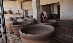Toprak, saman ve keçi kılıyla yapılan tandırlar 18 yıla kadar dayanıyor