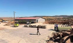 Çermik'te Yol Yapım Çalışmaları Hız Kesmeden Devam Ediyor