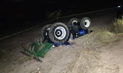Devrilen Traktörün Altında Kalan Çiftçi Hayatını Kaybetti