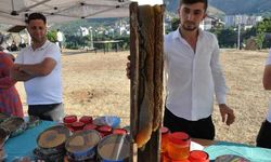 El Değmeden Üretiliyor, Altınla Yarışıyor