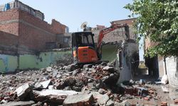 Diyarbakır’da Metruk Binalar Tek Tek Yıkılıyor