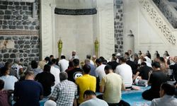 Diyarbakır’da Mevlid Kandili dualarla idrak edildi
