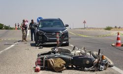 Otomobille Çarpışan Motosiklet Sürücüsü Hayatını Kaybetti