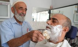 11 yaşında eline aldığı makası 65 yıldır bırakmadı