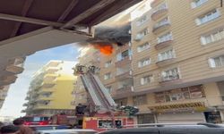 Akşam Saatlerinde Çıkan Yangın Daireyi Kullanılamaz Hale Getirdi
