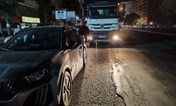 Çevre yolunda beton mikseri ile otomobil çarpıştı