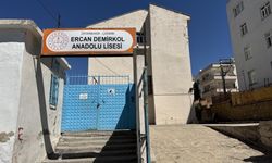 Depremde Hasar Gören Yarım asırlık Okul Yıkılarak Yeniden İnşa Edilecek