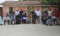 Öğretmen, 40 Yıl Sonra Eski Öğrencileriyle Buluştu