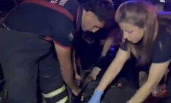 Kontrolden çıkan otomobil refüje çıktı: 1 yaralı