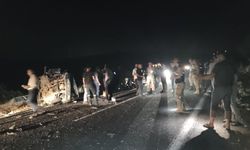 Zincirleme Kazada Traktör Ortadan İkiye Ayrıldı: 3 Yaralı
