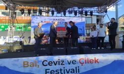 Festivalde Rekor Satış: 1 Kilogram Bal 400 Bin Liraya Alıcı Buldu