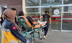 İki motosikletin çarpıştığı kazada 4 kişi hastaneye kaldırıldı