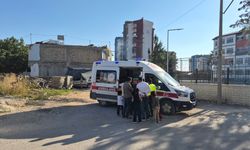 Bisiklet ile otomobil çarpıştı, 1 kişi hastanelik oldu