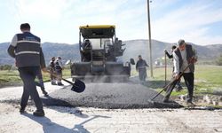 Diyarbakır ile Elazığ Arasındaki 4,5 Kilometrelik Yol Sıcak Asfaltla Yenilendi