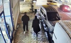 2 kişinin yaralandığı trafik kazası kameraya yansıdı