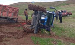 Fren arızası nedeniyle devrilen traktörde hasar oluştu