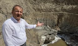 Geleneksel Yöntemlerle Yüzyıldır Tuz Çıkarıyorlar