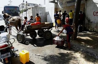 Gazze'de Su Krizi Devam Ediyor: Masum İnsanlar İçme Suyu İçin Mücadele Ediyor