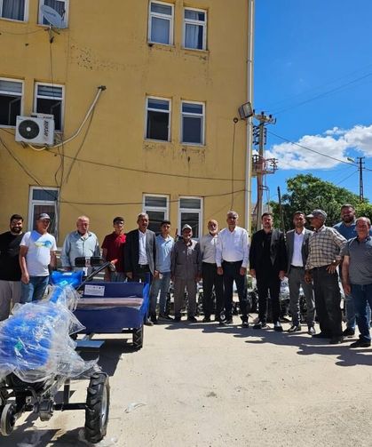 Diyarbakır'da Çiftçilere Yüzde 50 Hibe ile Tarım Aletleri Dağıtıldı