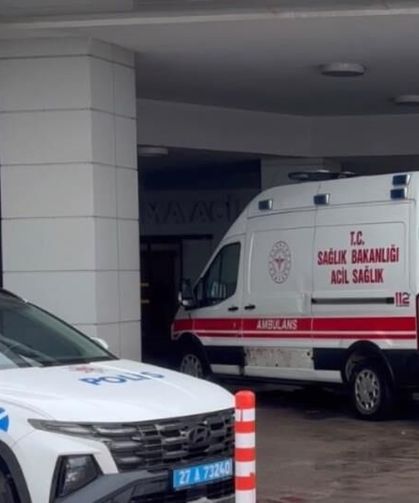 Karne Günü Okul Çıkışındaki Kavgada 10. Sınıf Öğrencisi Ağır Yaralandı