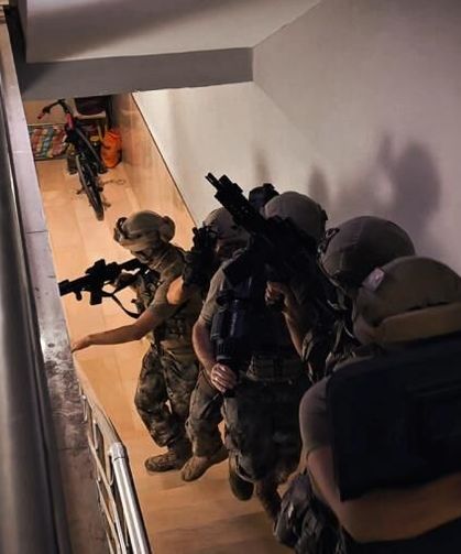 Ehliyet Sınavı Çetesine Düzenlenen Operasyonda: 5 İlde 44 Şüpheli Yakalandı