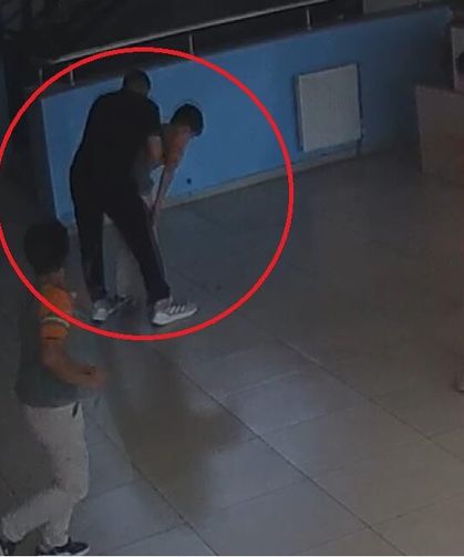 Boğazına Yemek Kaçan Öğrenciyi Öğretmeni Heimlich Manevrasıyla Kurtardı