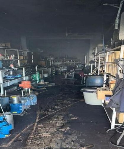 Diyarbakır'da Çıkan Yangında Bir İş Yeri Küle Döndü