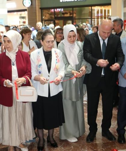Diyarbakır'da Hayat Boyu Öğrenme Sergisi Kapılarını Açtı