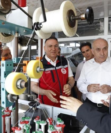 Diyarbakır’da İpek Böcekçiliği Eğitimini Bitirenler Sertifikalarını Aldı!