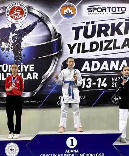 Diyarbakırlı Karatecilerden Madalya Yağmuru