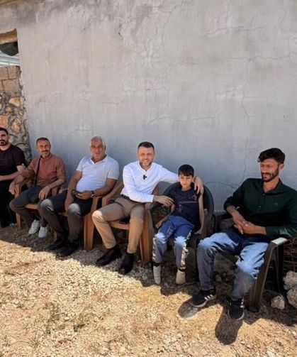 Eğil Belediyesi Özel Bireyin Kullandığı Bozuk Yolu Onaracak