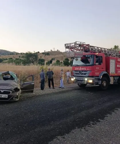 Diyarbakır'da takla atan otomobildeki anne ve oğlu öldü; 2'si ağır 4 yaralı
