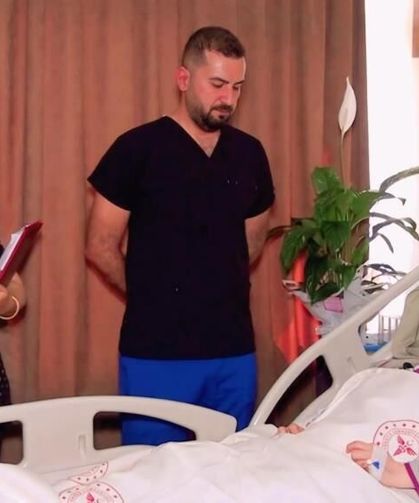Karın Ağrısı İle Gitti, 29 Santimetrelik Miyom Çıkarıldı
