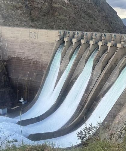 Vatandaşlardan Karakaya Barajı Yolu Onarım Talebi