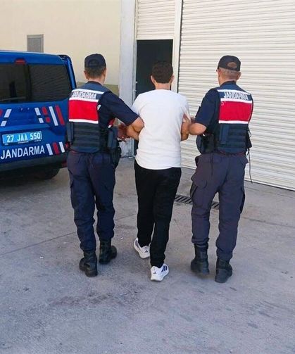 Silahlı Yağma Suçundan Aranan Şahıs Yakalandı