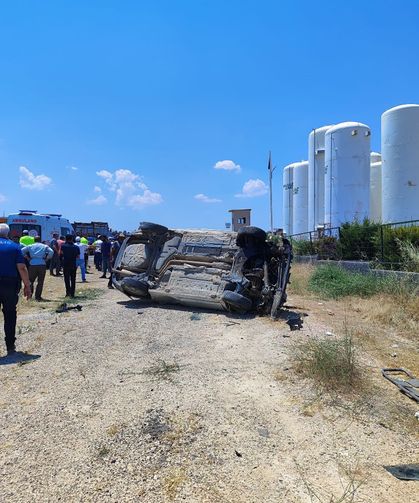 Kontrolden Çıkan Otomobil Takla Attı: 8'i Çocuk 9 Yaralı
