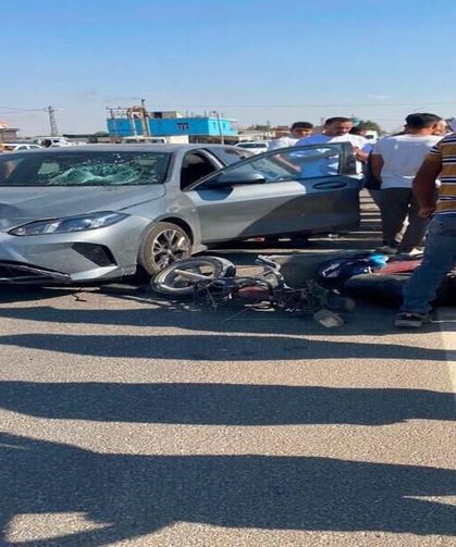 Otomobille Çarpışan Motosikletteki 2 Kişi Yaralandı